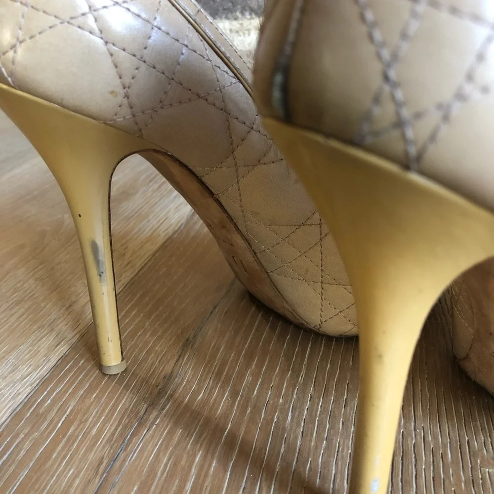 Dior quilted nude platform pumps size 37EU price firm!